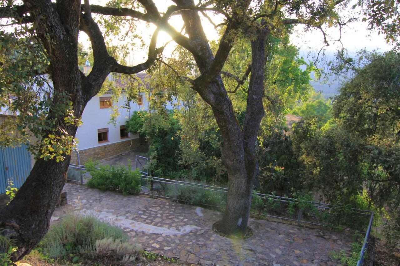 Mesoncillo Neo Villa Hornos Buitenkant foto