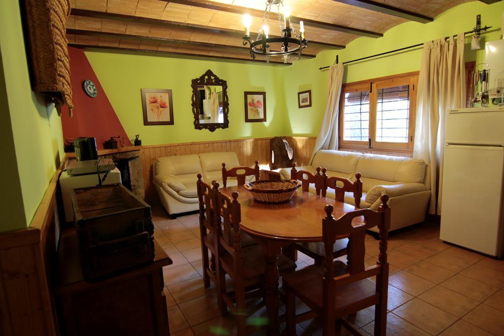 Mesoncillo Neo Villa Hornos Buitenkant foto