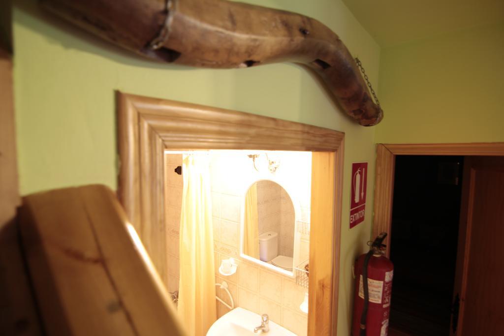 Mesoncillo Neo Villa Hornos Buitenkant foto